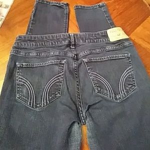 5/$20 Hollister skinny leg jeans